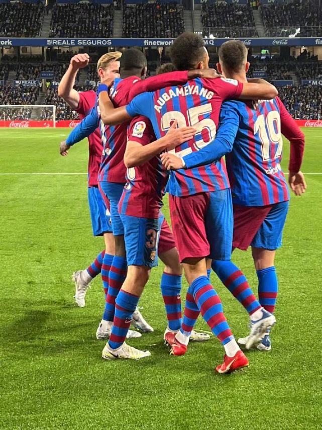 开云体育下载-里昂险胜巴萨,门迪状态火热